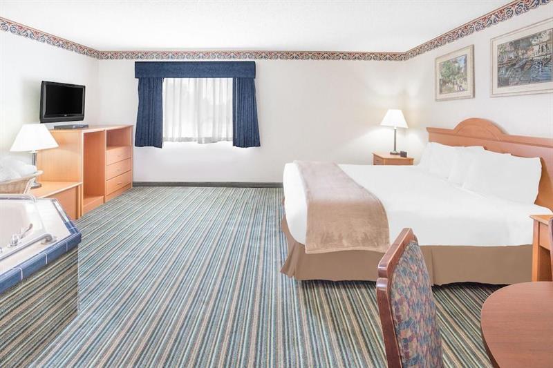 SureStay Plus Hotel by Best Western Redding Exterior foto